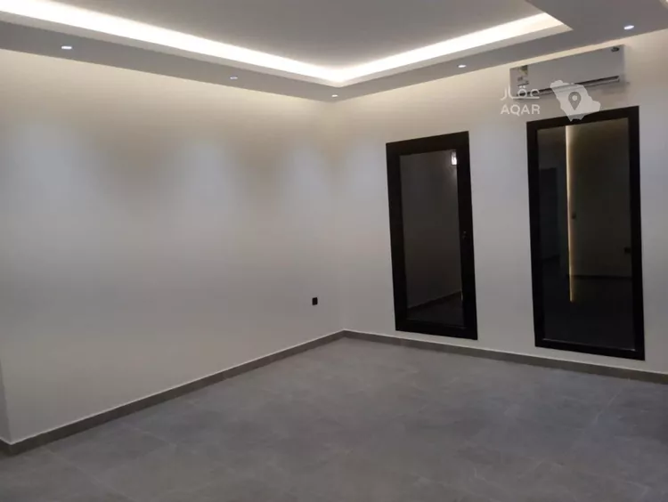 Floor for Rent in Riyadh Al Malqa 16