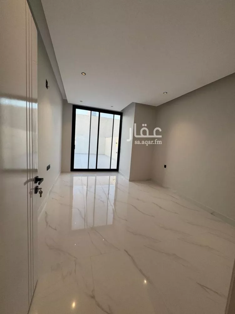 فيلا للبيع في شارع أبي أحمد البناء, حي عكاظ, مدينة الرياض, منطقة الرياض 20