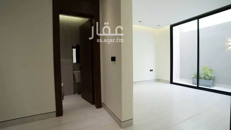Floor for Sale in Riyadh Al Olaya