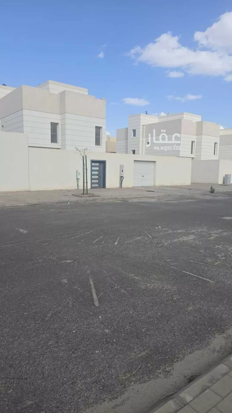 فيلا للإيجار في شارع محمد حسين فلمبان ، حي المنصورة ، خميس مشيط ، خميس مشيط