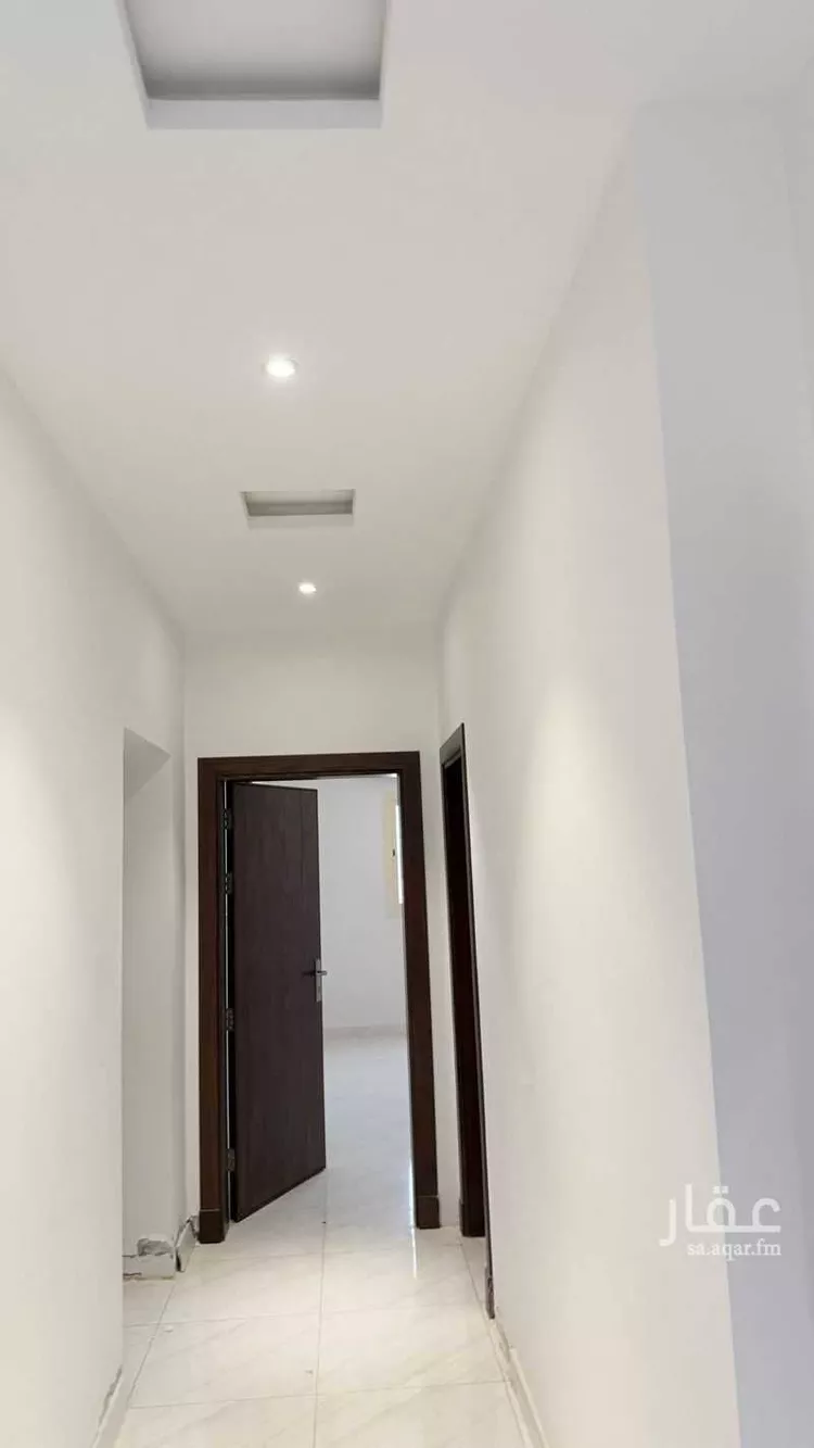 شقة للإيجار في شارع سعود بن عبدالعزيز ، حي البحيرات ، جدة ، جدة