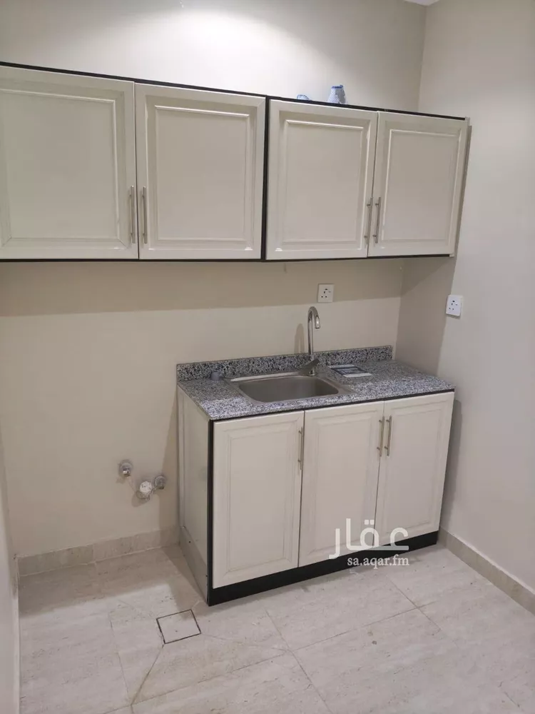 شقة للإيجار في شارع ابن صنعين, حي العليا, مدينة الرياض, منطقة الرياض صورة 2