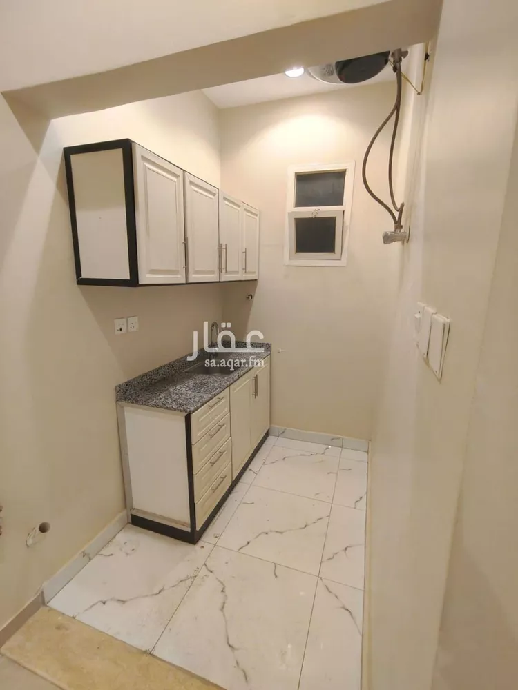 شقة للإيجار في شارع ابراهيم بن الاحمدي, حي القيروان, مدينة الرياض, منطقة الرياض 6