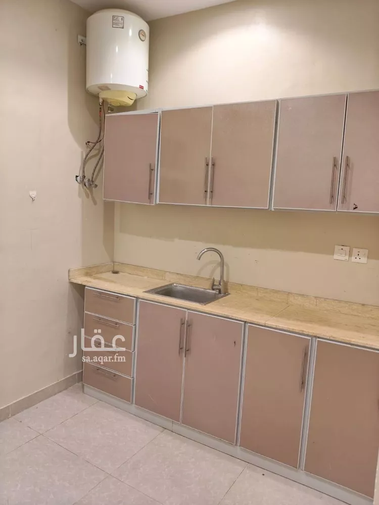 شقة للإيجار في شارع ابراهيم بن الاحمدي, حي القيروان, مدينة الرياض, منطقة الرياض صورة 2