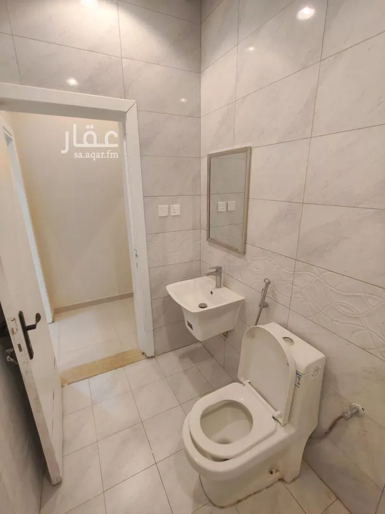 شقة للإيجار في شارع ابراهيم بن الاحمدي, حي القيروان, مدينة الرياض, منطقة الرياض 7