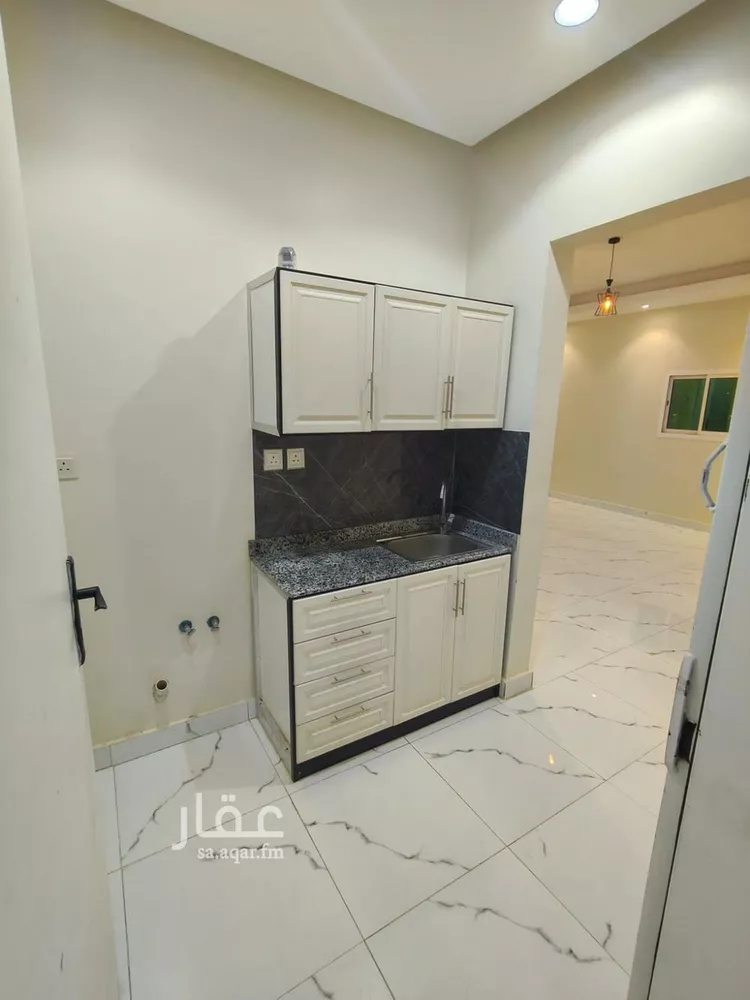 Studio for rent in Riyadh Al Yarmouk صورة 4