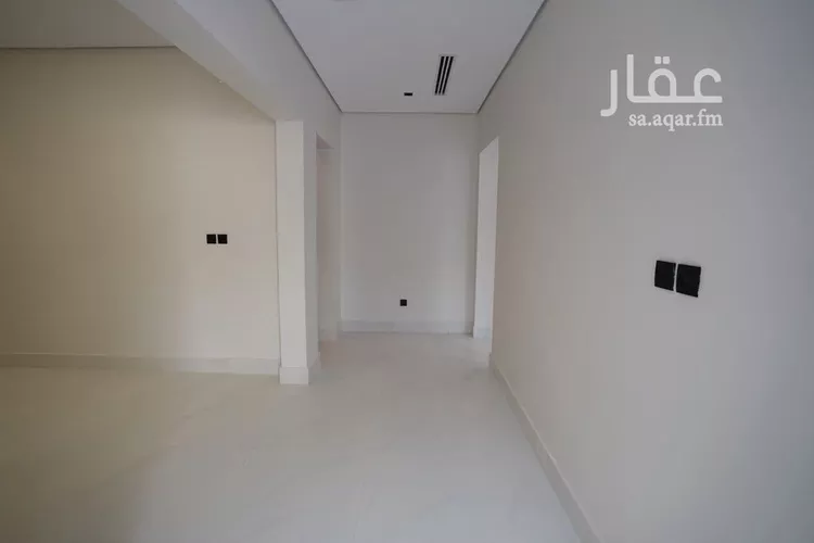 دور للبيع في شارع علي الربيش, حي العارض, مدينة الرياض, منطقة الرياض صورة 4
