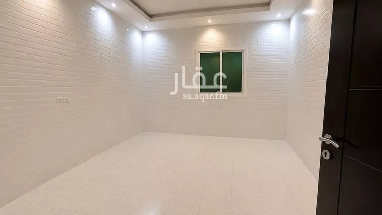 فيلا للبيع في شارع جبل المشايخ, حي القادسية, مدينة الرياض, منطقة الرياض صورة 5