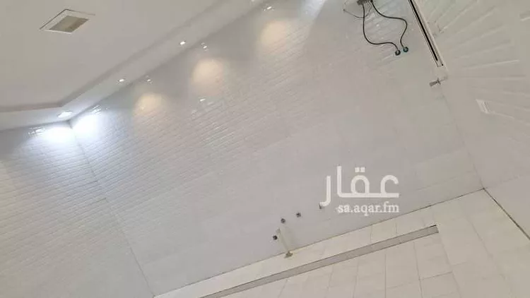 فيلا للإيجار في شارع صالح كمال الدين ، حي عكاظ ، الرياض ، منطقة الرياض صورة 3