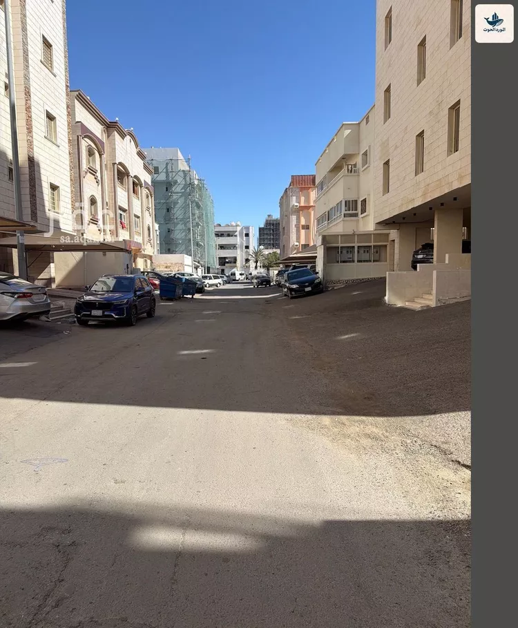 عمارة للبيع في شارع سمنون, حي النزهة, مدينة جدة, منطقة مكة المكرمة صورة 2