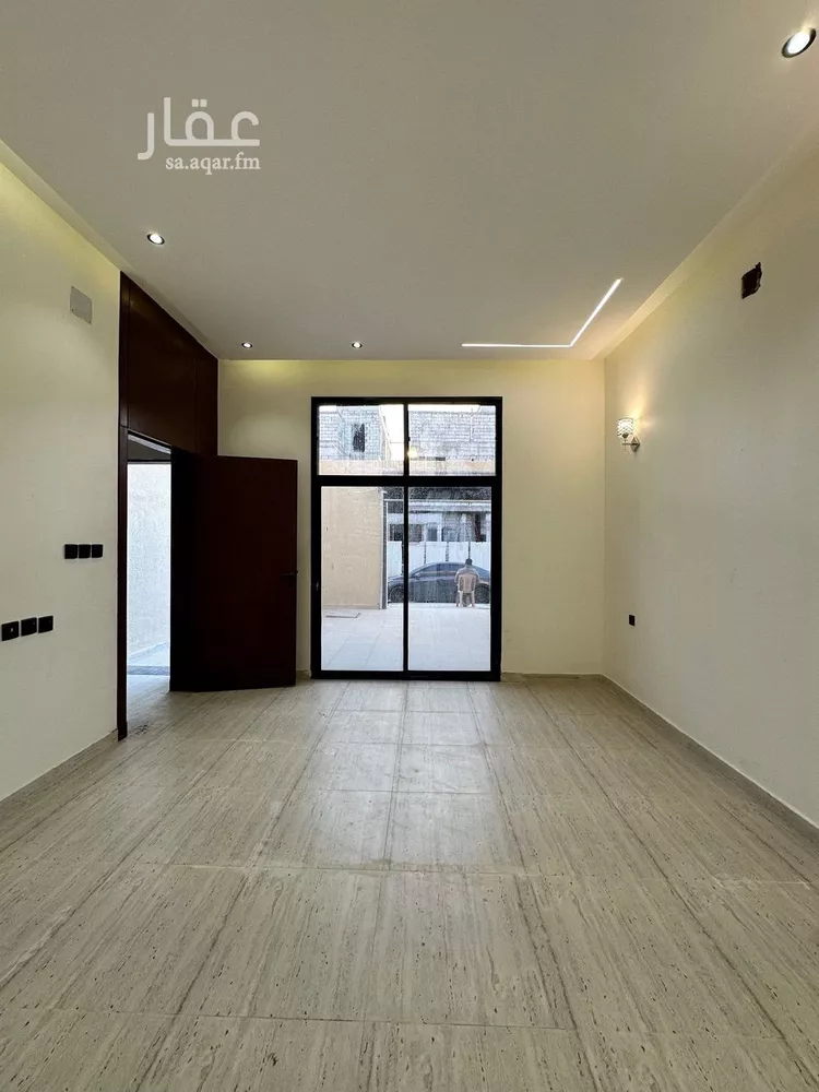 فيلا للبيع في شارع الإمام الأوزاعي, حي طويق, مدينة الرياض, منطقة الرياض صورة 4