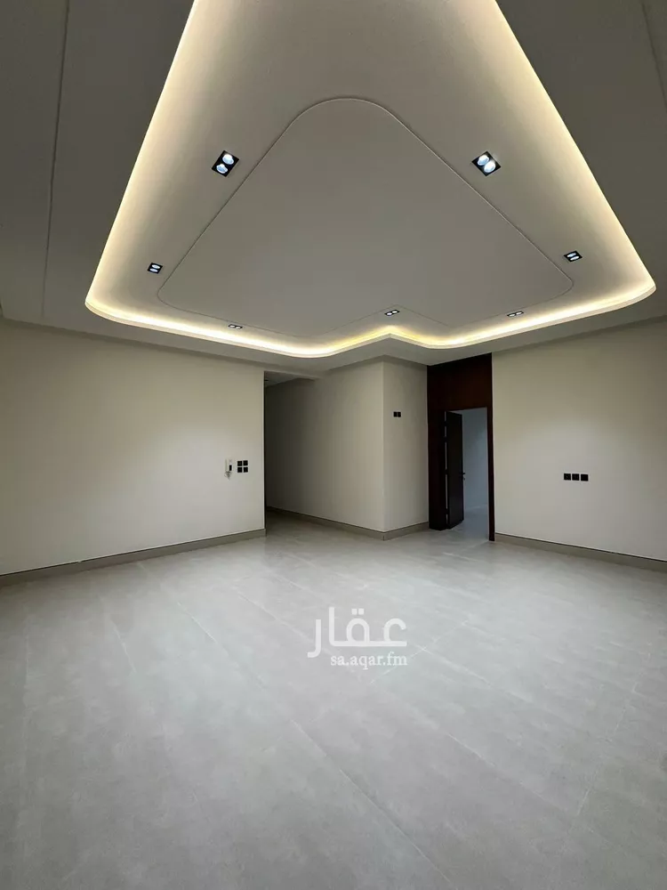 دور للبيع في شارع الصدق, حي العوالي, مدينة الرياض, منطقة الرياض 14