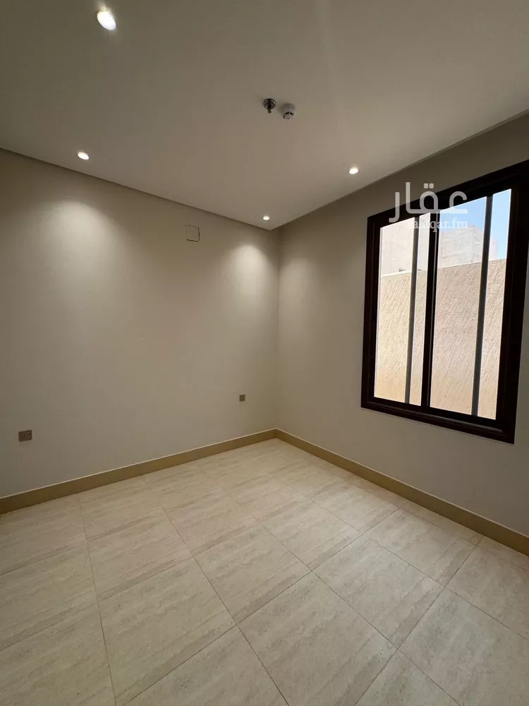شقة للبيع في شارع عمير بن سنان بن عرفطة, حي المهدية, مدينة الرياض, منطقة الرياض صورة 3