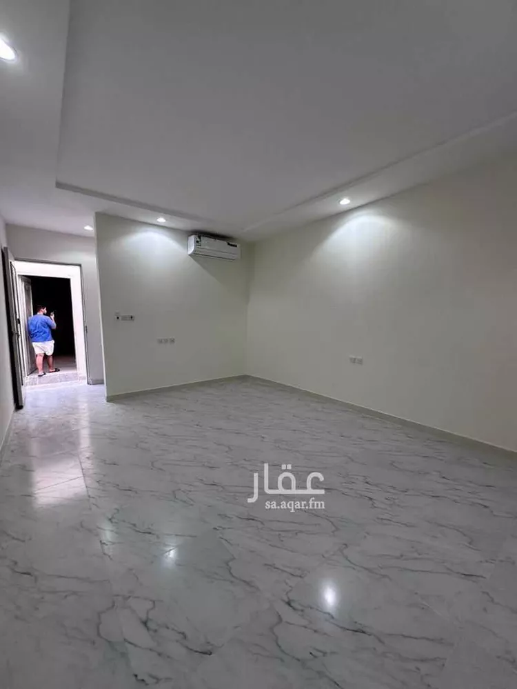 غرفة للإيجار في شارع عبدالملك بن عمر بن عبدالعزيز, حي الرمال, مدينة الرياض, منطقة الرياض صورة 2