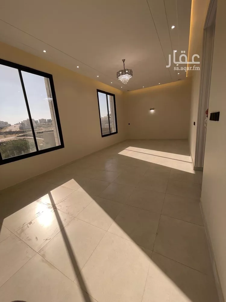 شقة للبيع في شارع عبدالقادر عطية, حي الزهور, مدينة أبها, منطقة عسير صورة 2