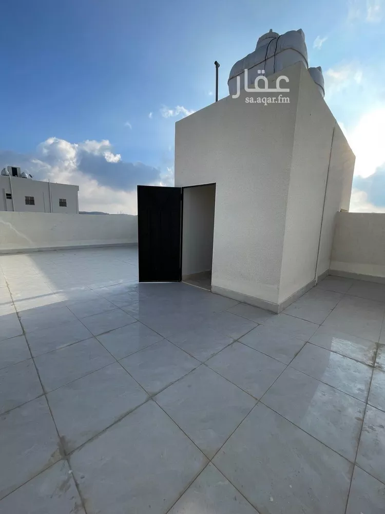 شقة للبيع في شارع رهمة, حي المروج, مدينة أبها, منطقة عسير صورة 3