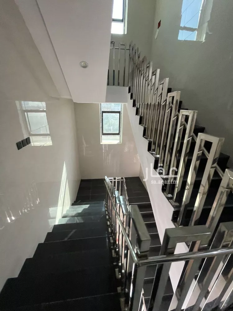 شقة للبيع في شارع عبدالقادر عطية, حي الزهور, مدينة أبها, منطقة عسير صورة 3