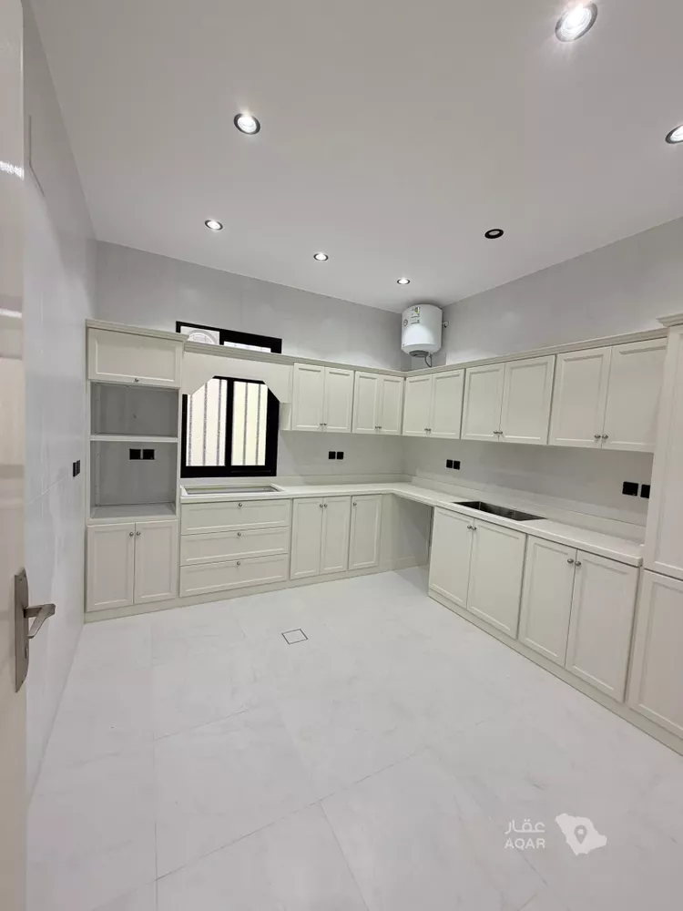 Floor for Sale in Ahad Rufaidah Al Nahdah 9
