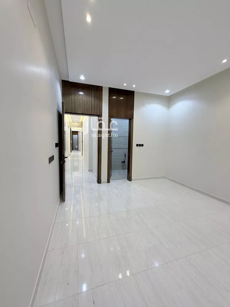 شقة للبيع في شارع الشروط, حي الروابي, مدينة أبها, منطقة عسير صورة 2