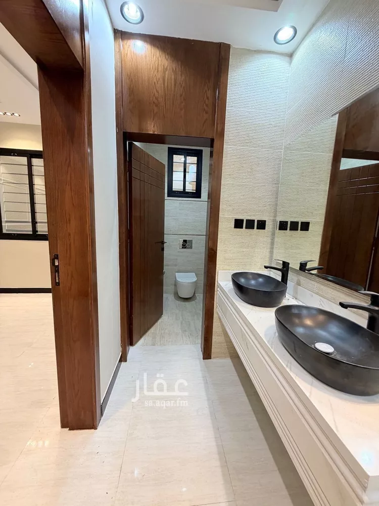 دور للبيع في شارع 32 الشرقية, حي الشرقية, مدينة أبها, منطقة عسير صورة 5