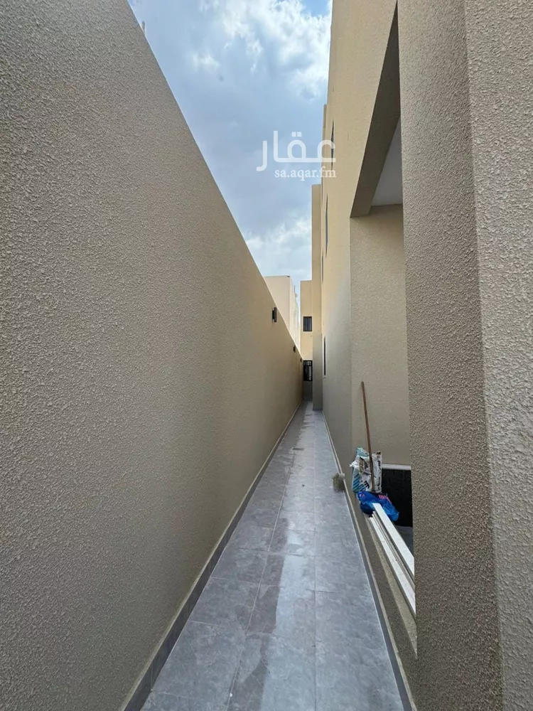 دور للبيع في شارع محمد بن احمد الفاسي, حي شعبة الشيخ, مدينة خميس مشيط, منطقة عسير صورة 4
