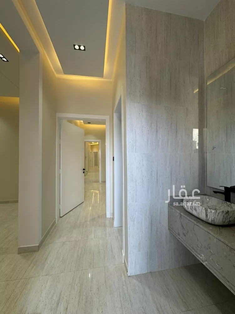 دور للبيع في شارع محمد بن احمد الفاسي, حي شعبة الشيخ, مدينة خميس مشيط, منطقة عسير صورة 3