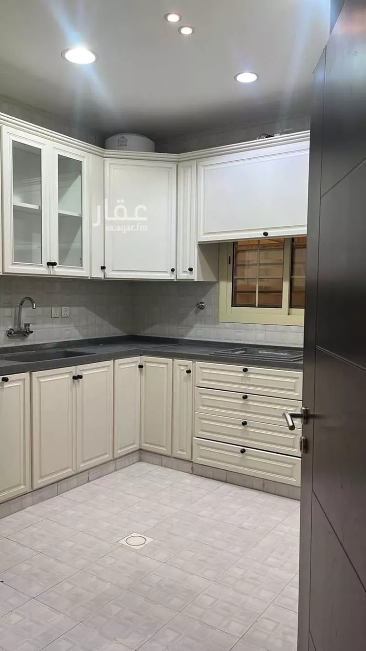 شقة للإيجار في شارع عكرمة الهاشمي ، حي الموسى ، خميس مشيط ، خميس مشيط صورة 5