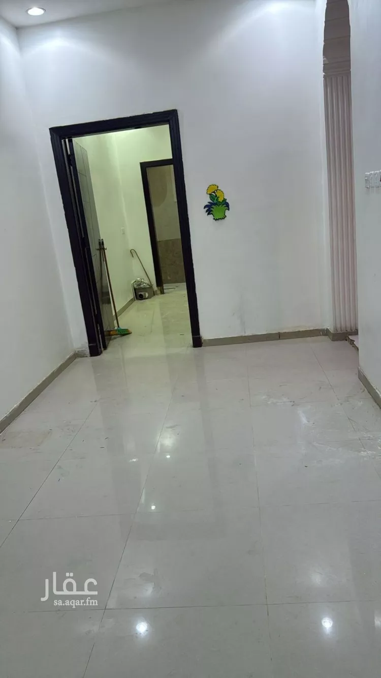 فيلا للإيجار في شارع إبراهيم السوهائي, حي بدر, مدينة الرياض, منطقة الرياض