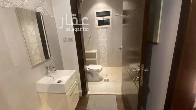شقة للإيجار في شارع رقم 392, حي الملقا, مدينة الرياض, منطقة الرياض 1 صورة