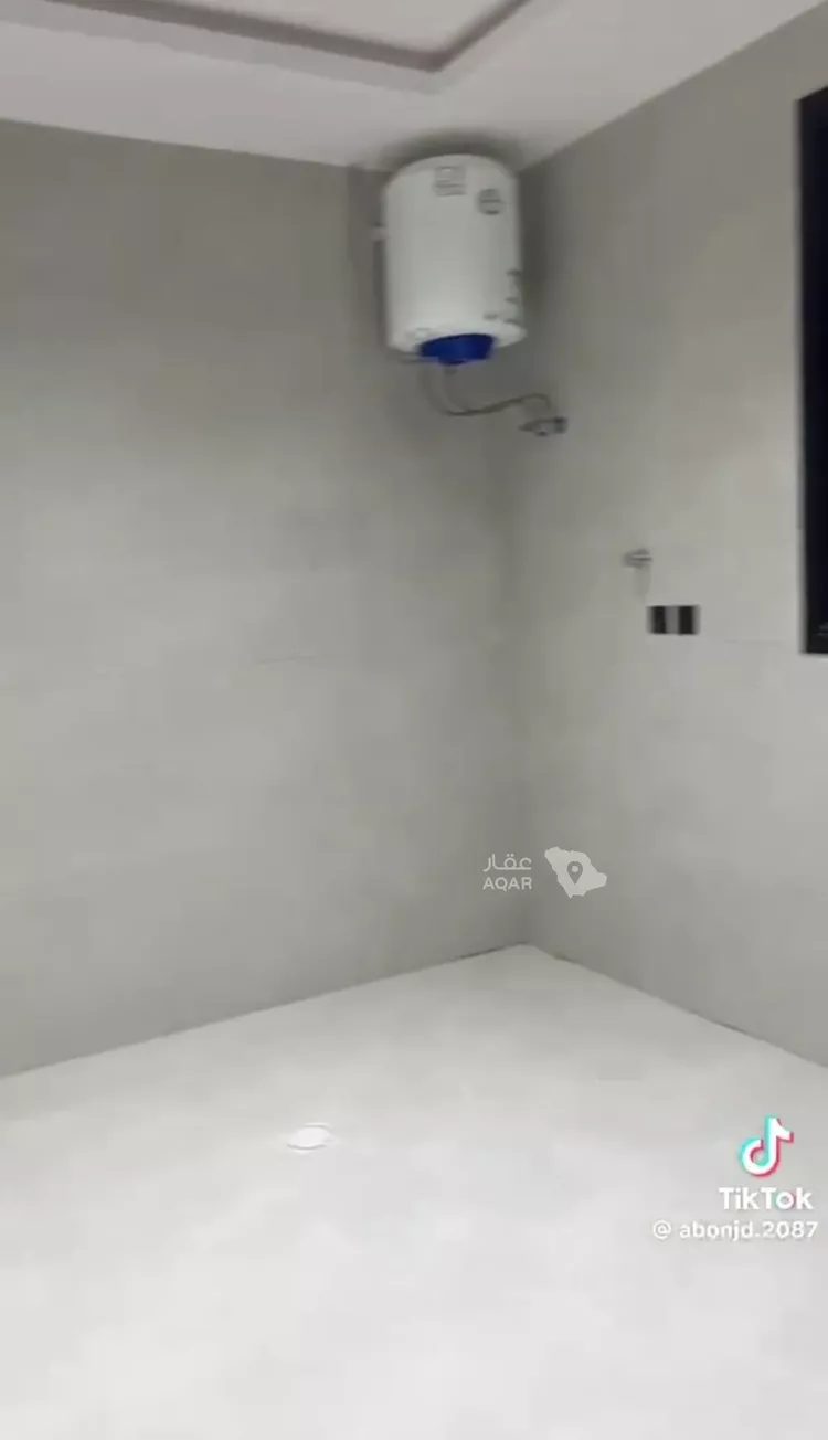 Floor for Rent in Riyadh Okaz 8