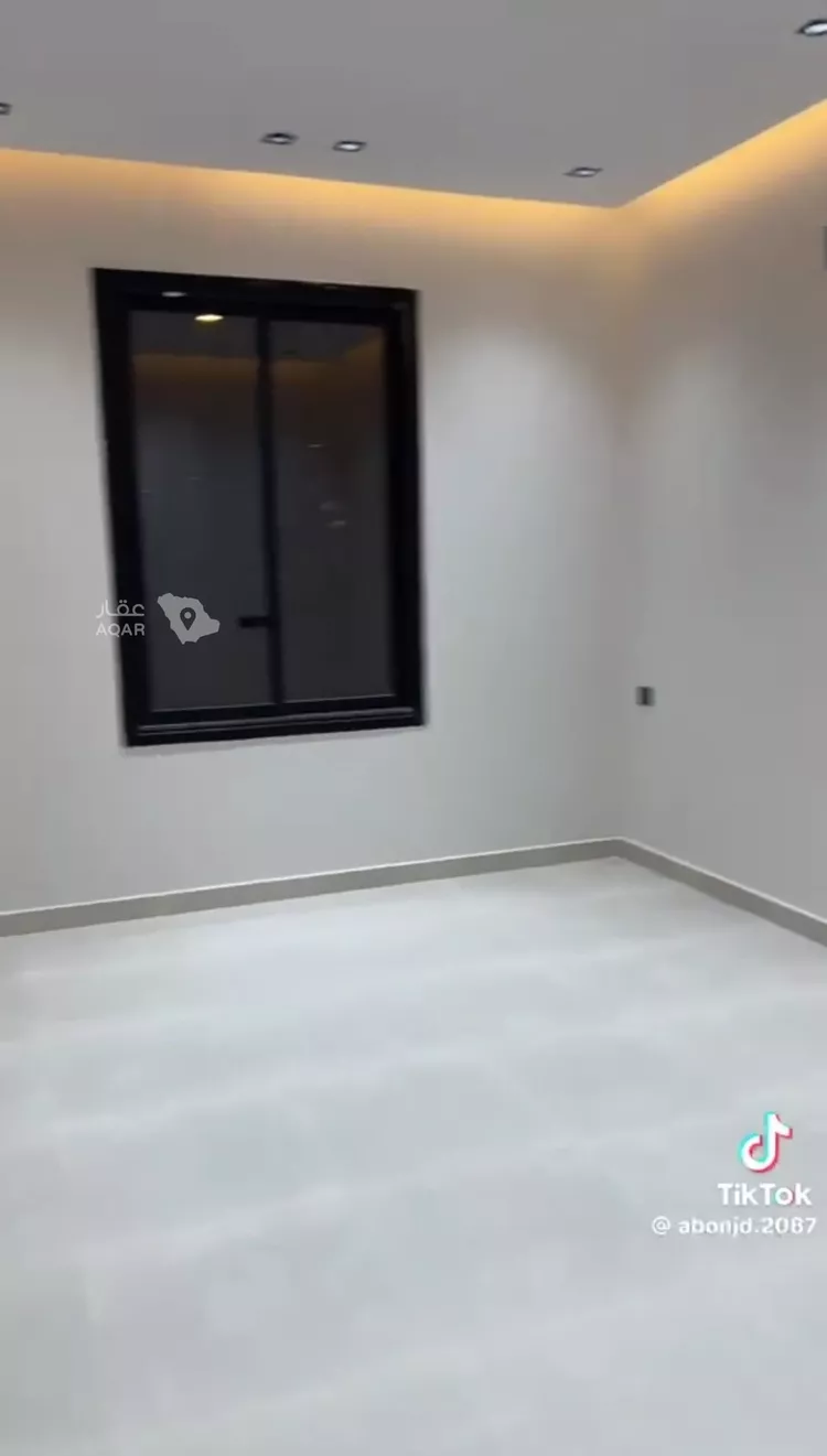 Floor for Rent in Riyadh Okaz 7