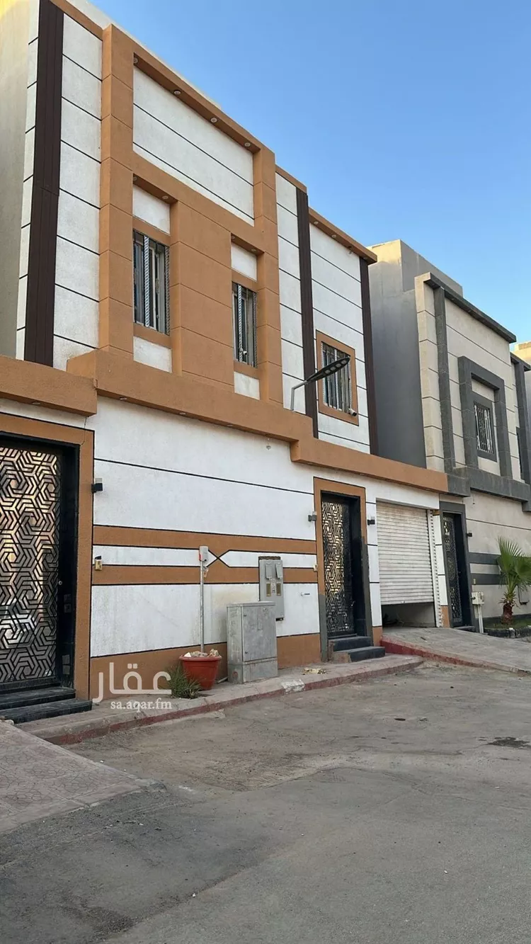 فيلا للإيجار في شارع رحمة الله السندي, حي الرمال, مدينة الرياض, منطقة الرياض