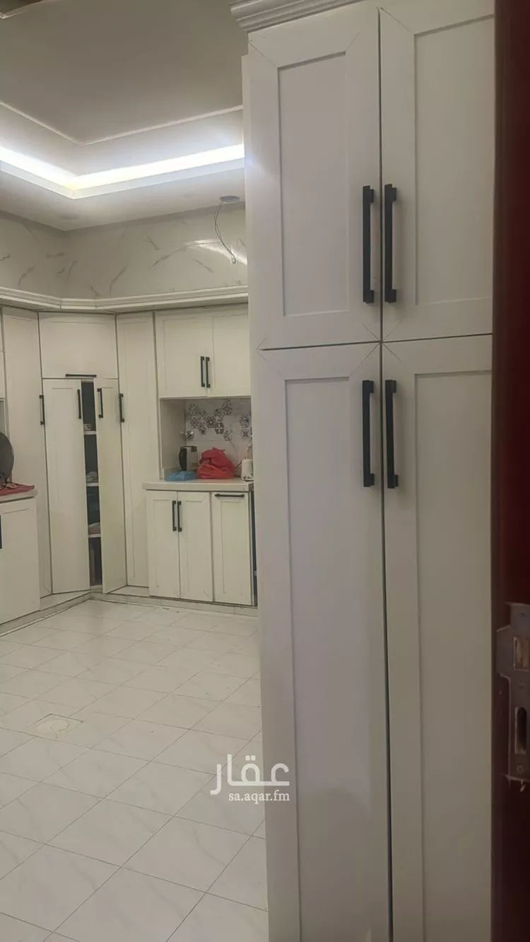 فيلا للإيجار في شارع عامر بن نابي, حي طيبة, مدينة الرياض, منطقة الرياض صورة 4