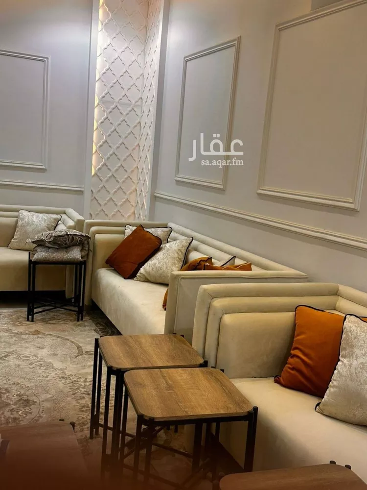 فيلا للإيجار في شارع عماد الدين بن النحاس, حي بدر, مدينة الرياض, منطقة الرياض