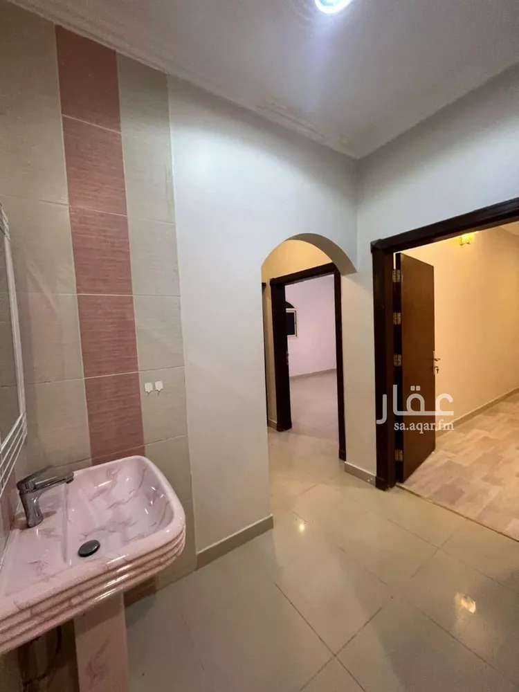 شقة للإيجار في شارع المغزل, حي ظهرة لبن, مدينة الرياض, منطقة الرياض صورة 4