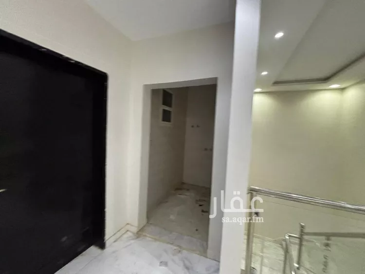 فيلا للإيجار في شارع بعلبك, حي عكاظ, مدينة الرياض, منطقة الرياض صورة 5