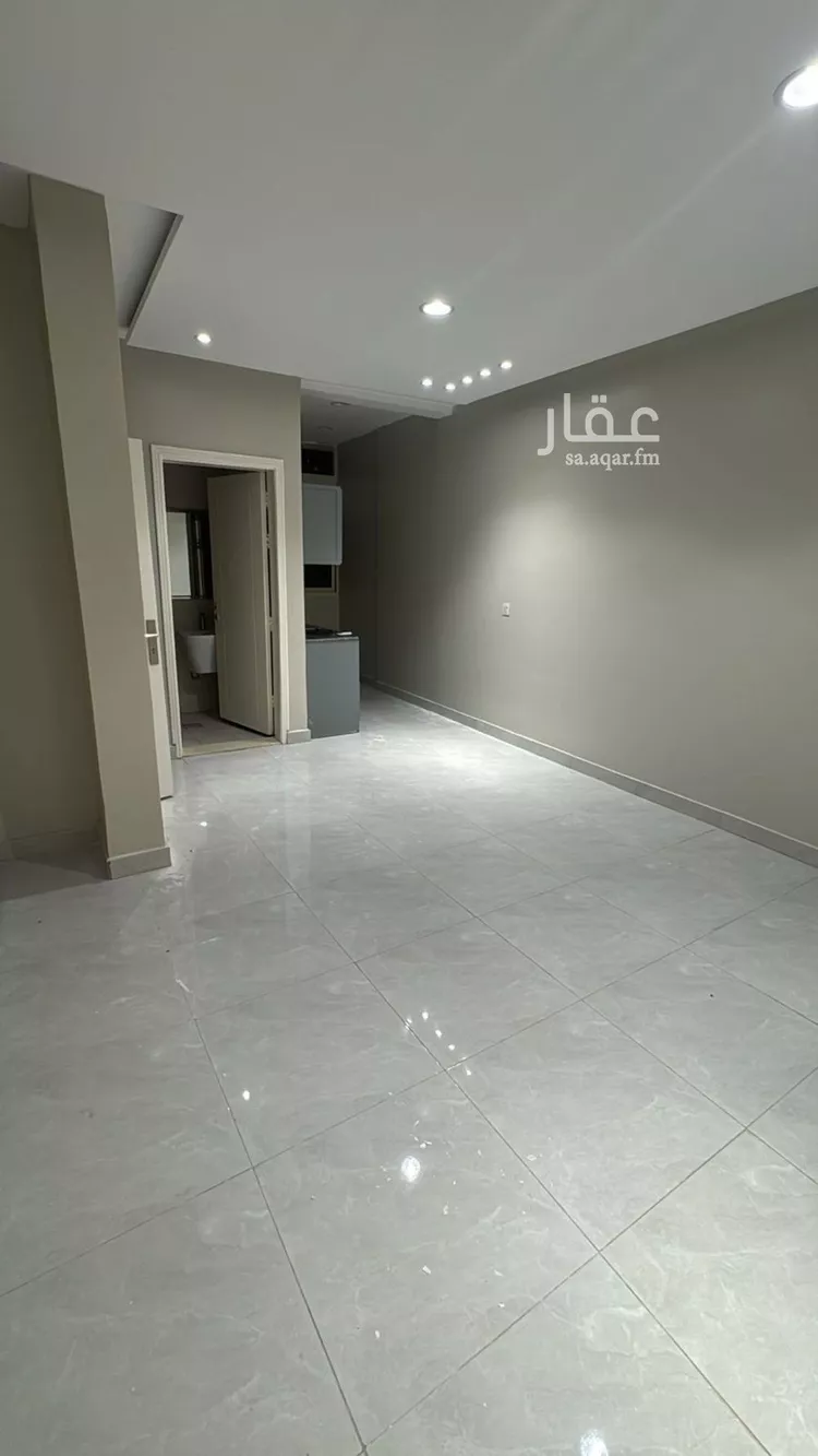 شقة للإيجار في شارع الشيخ عثمان بن إبراهيم الحقيل, حي الملك فهد, مدينة الرياض, منطقة الرياض صورة 5