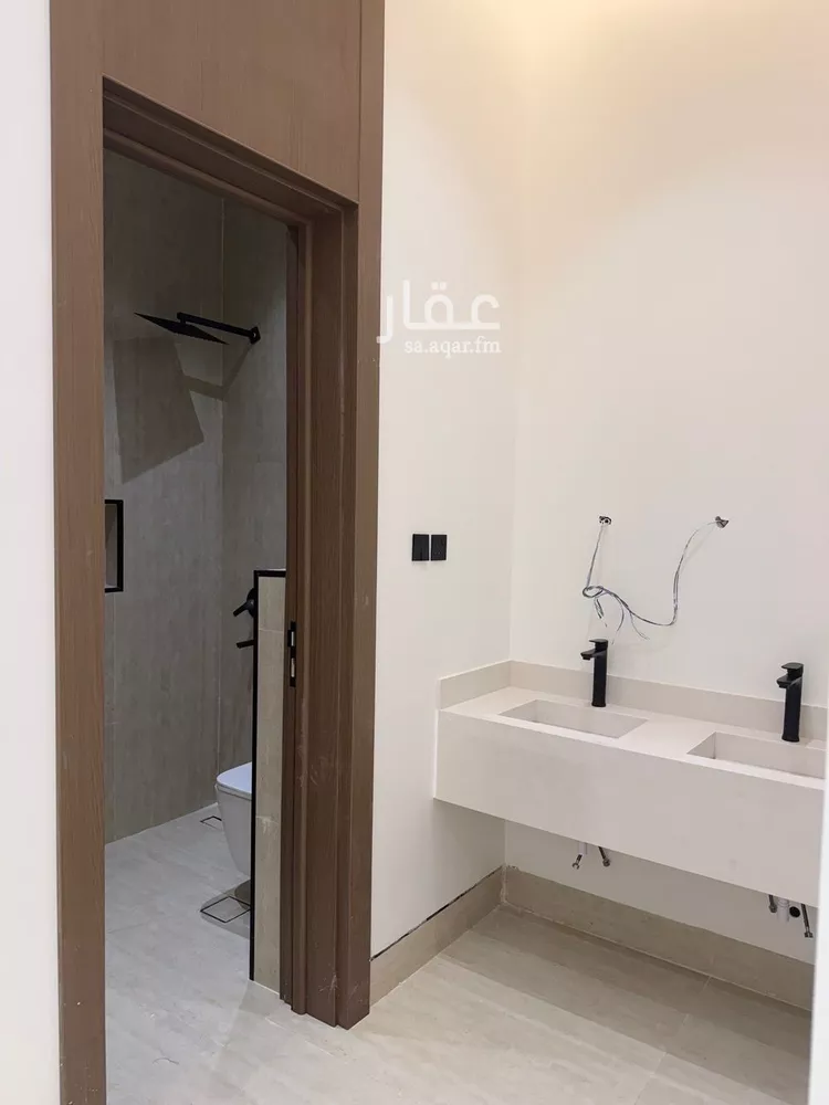 دور للبيع في شارع خلة, حي السعادة, مدينة الرياض, منطقة الرياض صورة 2