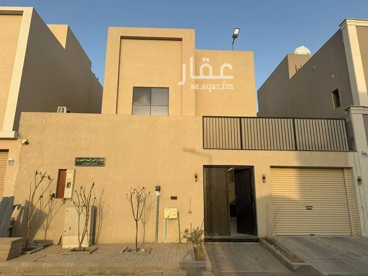 فيلا للبيع في شارع ابن قيم الجوزية, حي الملز, مدينة الرياض, منطقة الرياض