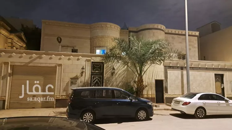 فيلا للبيع في شارع الحسام, حي الحمراء, مدينة الرياض, منطقة الرياض صورة 4