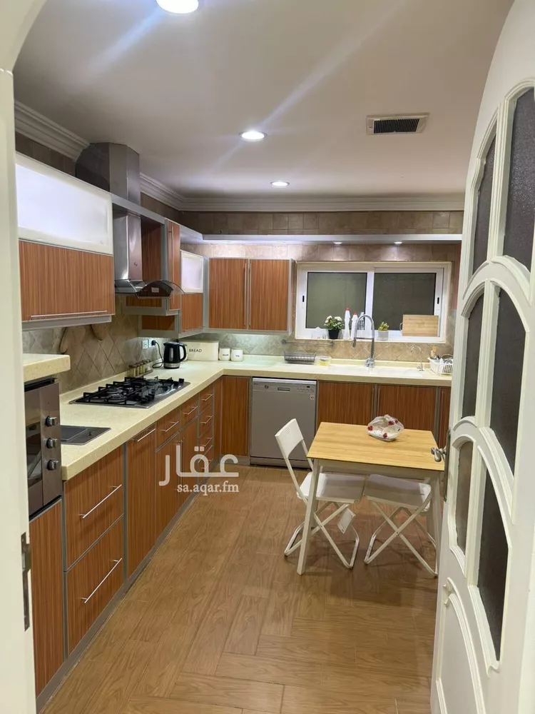 شقة للبيع في شارع عيينة بن حصن, حي طيبة, مدينة الدمام, المنطقة الشرقية 10