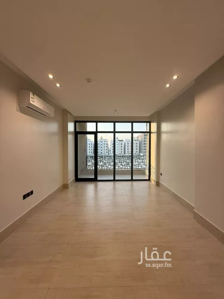 شقة للبيع في شارع الدائري, حي الشعلة, مدينة الدمام, المنطقة الشرقية 11