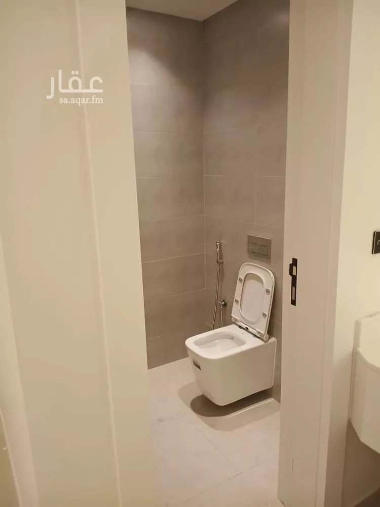 شقة للإيجار في شارع الاصول, حي البحر, مدينة الخبر, المنطقة الشرقية صورة 5