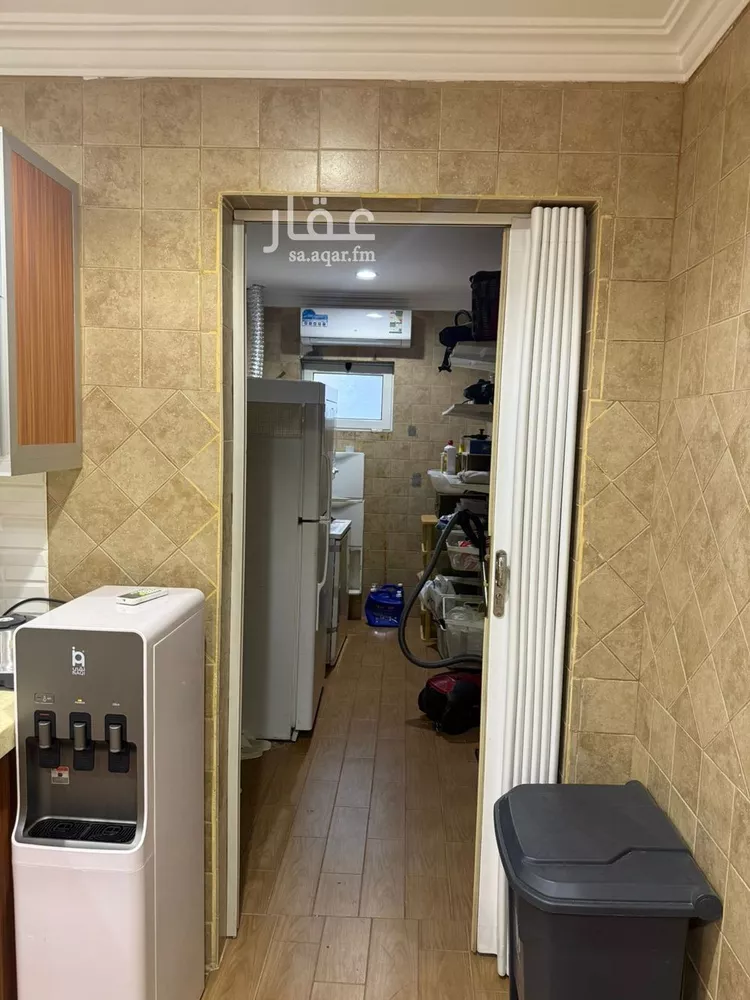 شقة للبيع في شارع عيينة بن حصن, حي طيبة, مدينة الدمام, المنطقة الشرقية 9