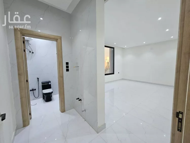 دور للبيع في شارع القلانسي, حي العريجاء الغربي, مدينة الرياض, منطقة الرياض صورة 5