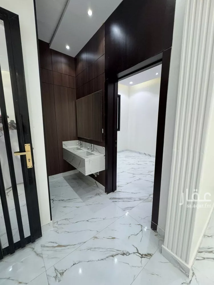 فيلا للبيع في شارع بني رزام, حي العريجاء الغربي, مدينة الرياض, منطقة الرياض صورة 5