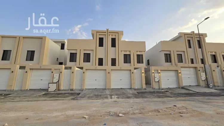 دور للبيع في شارع أبان بن صالح, حي عكاظ, مدينة الرياض, منطقة الرياض