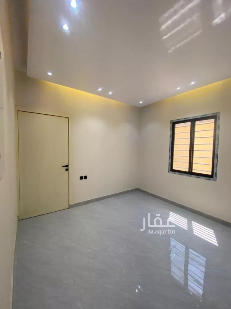 دور للبيع في شارع رفاعة بن شداد, حي عكاظ, مدينة الرياض, منطقة الرياض صورة 4
