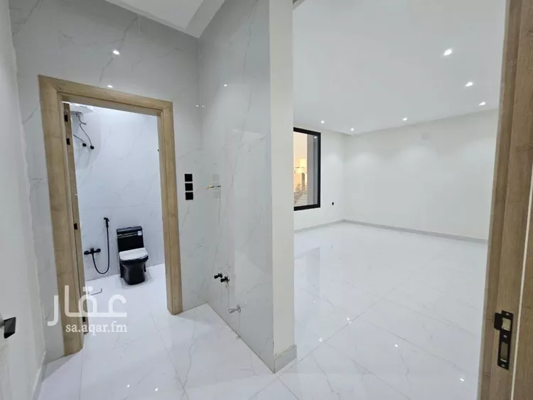 دور للبيع في شارع القلانسي, حي العريجاء الغربي, مدينة الرياض, منطقة الرياض