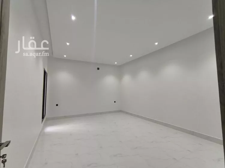 Floor for Sale in Riyadh Al Uraija Al Gharbiyah صورة 3